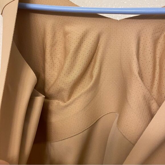 Knix LuxeLift v neck SHAPEWEAR SEAMLESS SCULPT BEIGE nude Tan tank top M+ - Picture 4 of 11